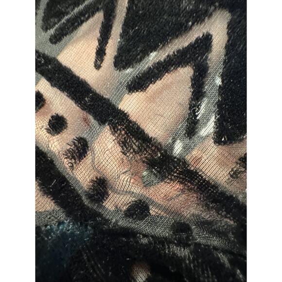 Mirasol Velvet Burnout Blouse Women’s Black Green Button Front Whimsigoth Top - Picture 11 of 11